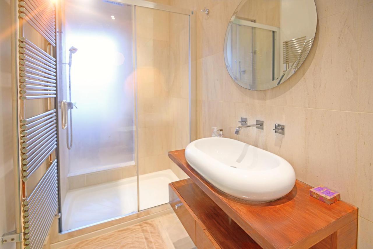 Luxury Massive Townhouse By Harrods Apartment London Bagian luar foto